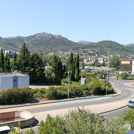 B&B Hotel Marseille La Valentine St Menet Экстерьер фото